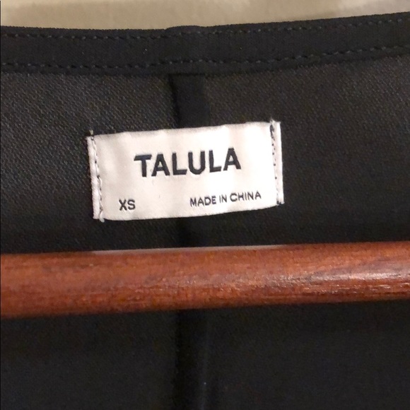 Aritzia Talula top - Picture 2 of 3